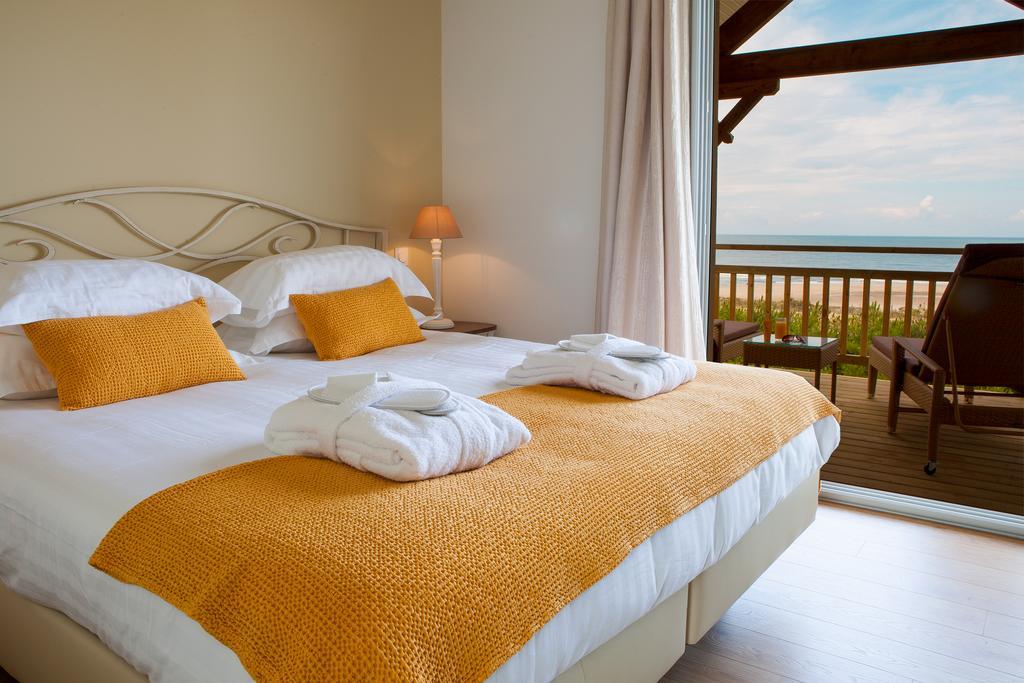 Le Lys Des Sables Bed and Breakfast Soulac-sur-Mer Værelse billede