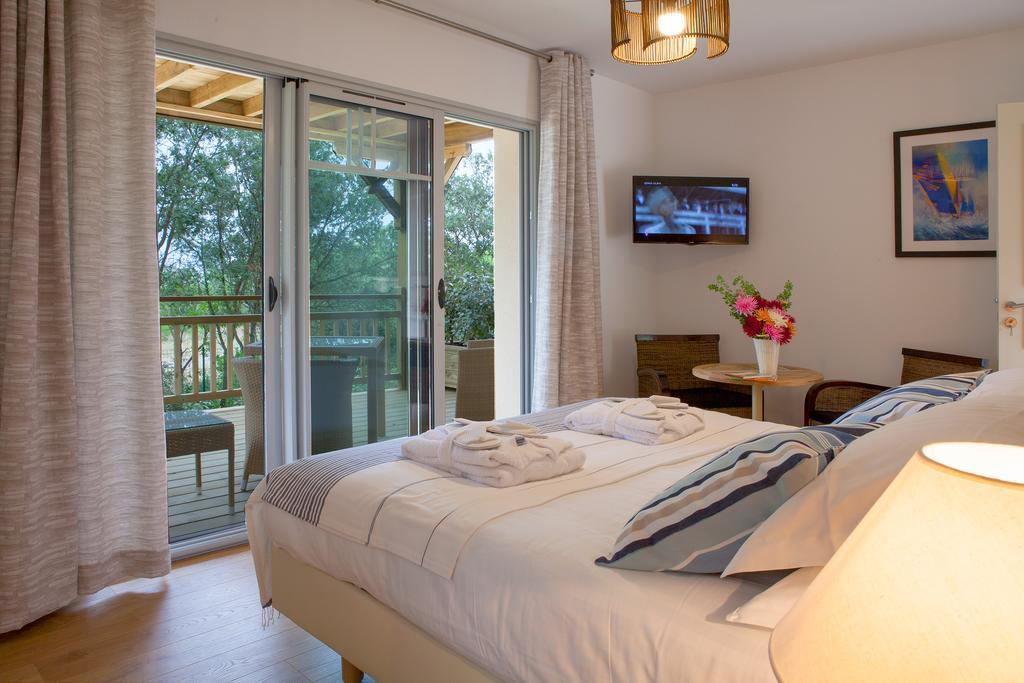 Le Lys Des Sables Bed and Breakfast Soulac-sur-Mer Værelse billede