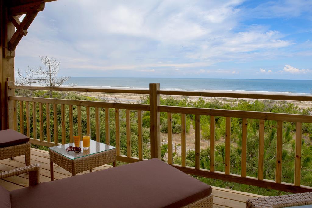 Le Lys Des Sables Bed and Breakfast Soulac-sur-Mer Værelse billede